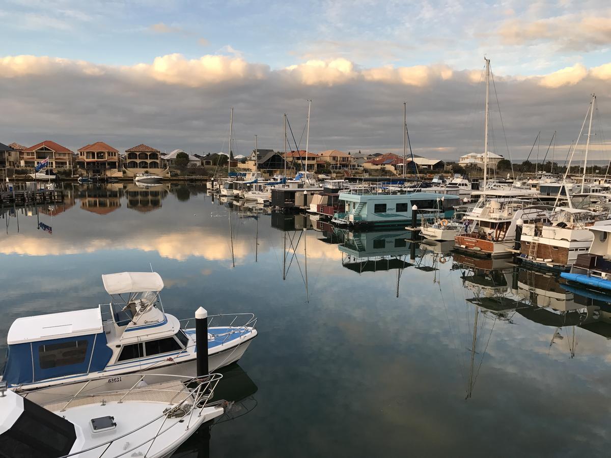 Marina View Chalets Mandurah Ngoại thất bức ảnh