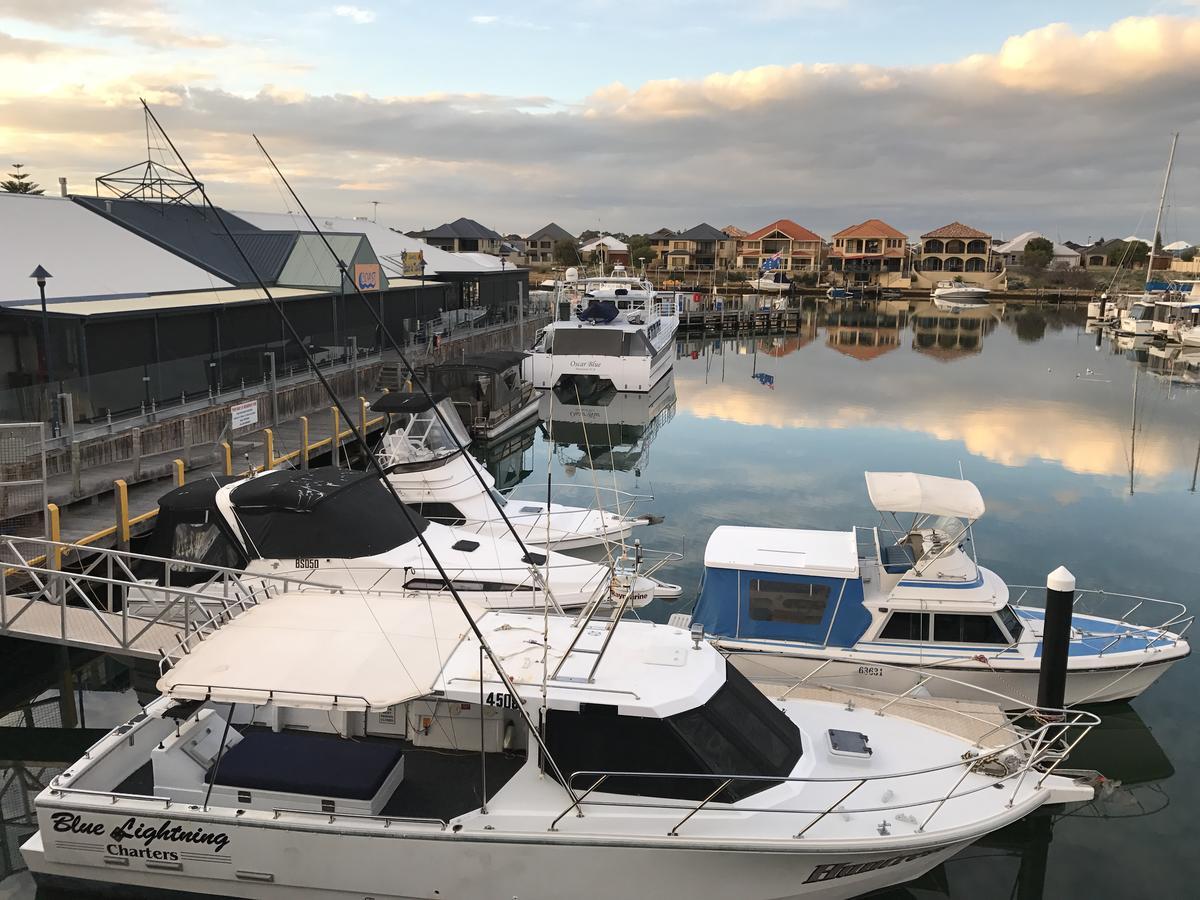 Marina View Chalets Mandurah Ngoại thất bức ảnh